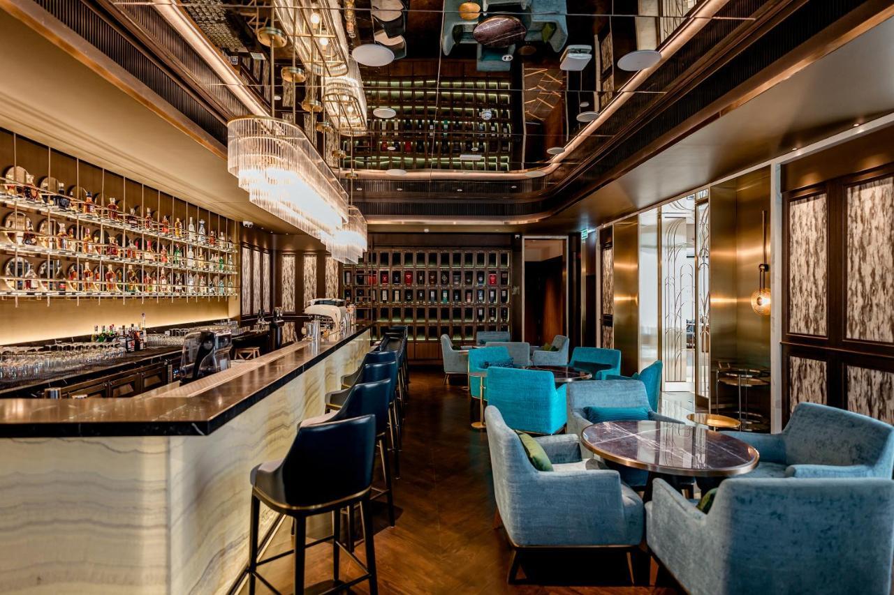 Silq Hotel & Residence Bangkok Exterior photo The Bar at The Hari